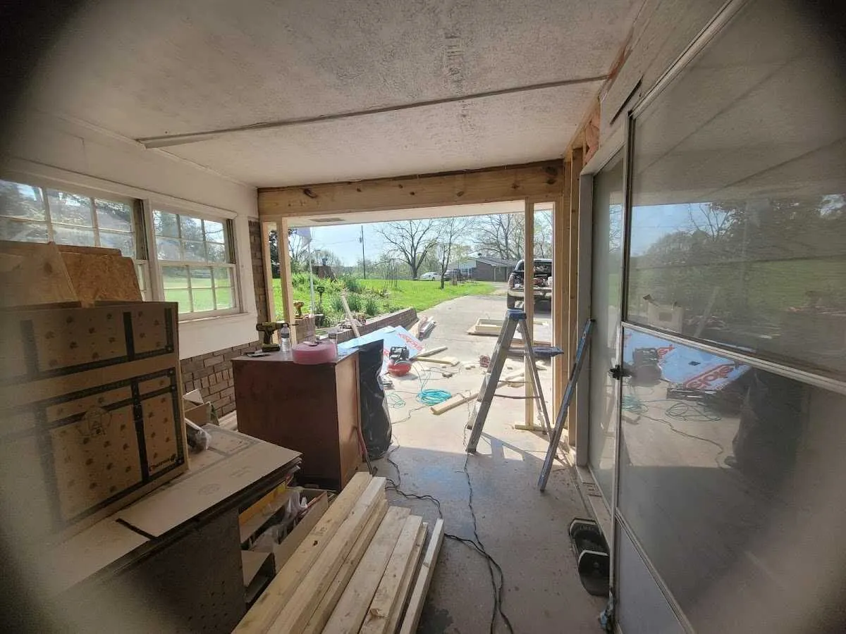 Air movers and dehumidifier for Water Mitigation Services in Pearland